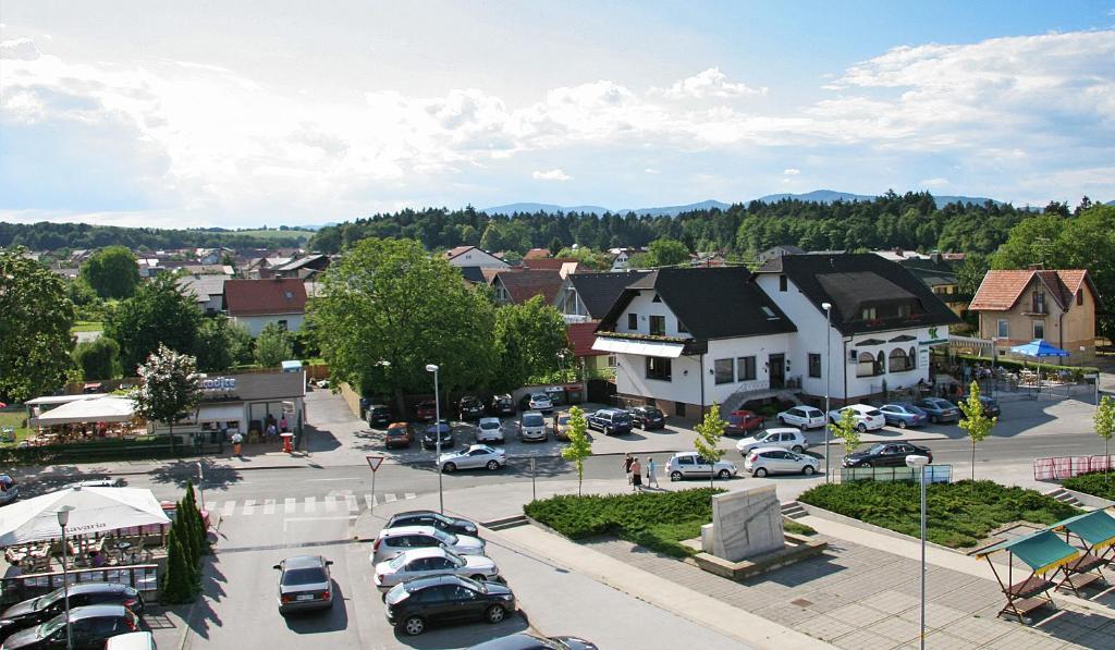 Guest House Pohorska Kavarna Maribor Extérieur photo